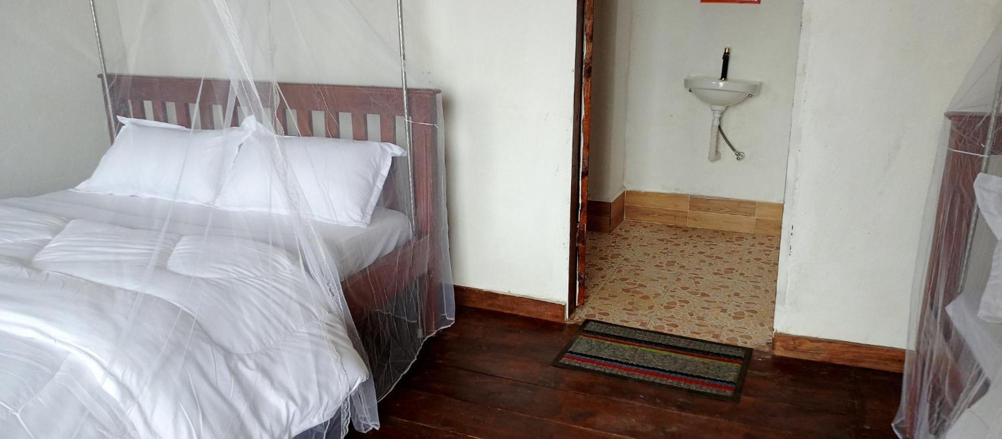 Ruhija Gorilla Guest House Kabale Екстер'єр фото